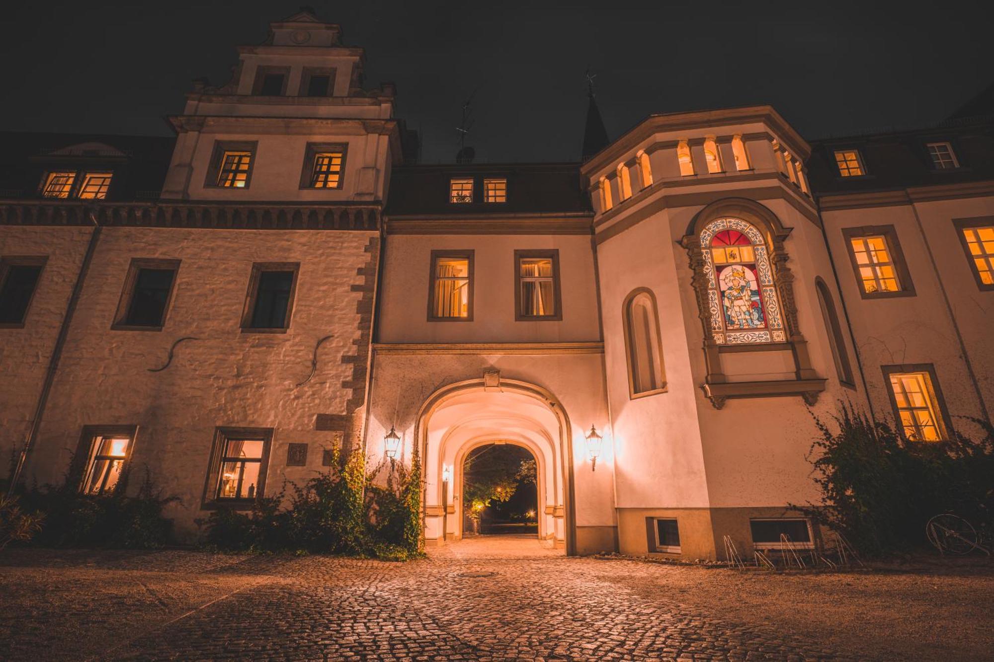 Hotel Schloss Schkopau Exterior foto