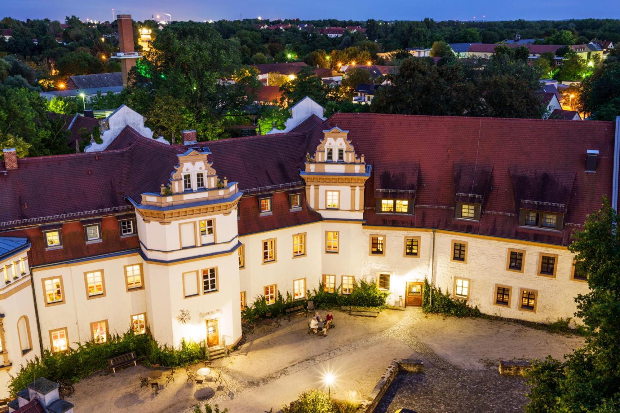 Hotel Schloss Schkopau Exterior foto