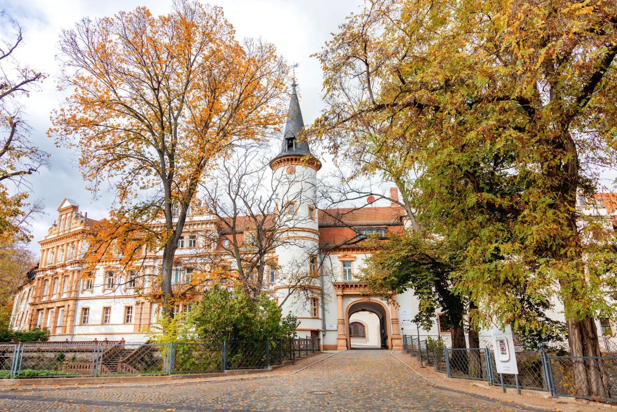 Hotel Schloss Schkopau Exterior foto